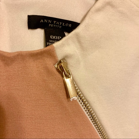 [New] ANN TAYLOR Bodycon Dress with Gold Hardware Size: 00P - Picture 3 of 5